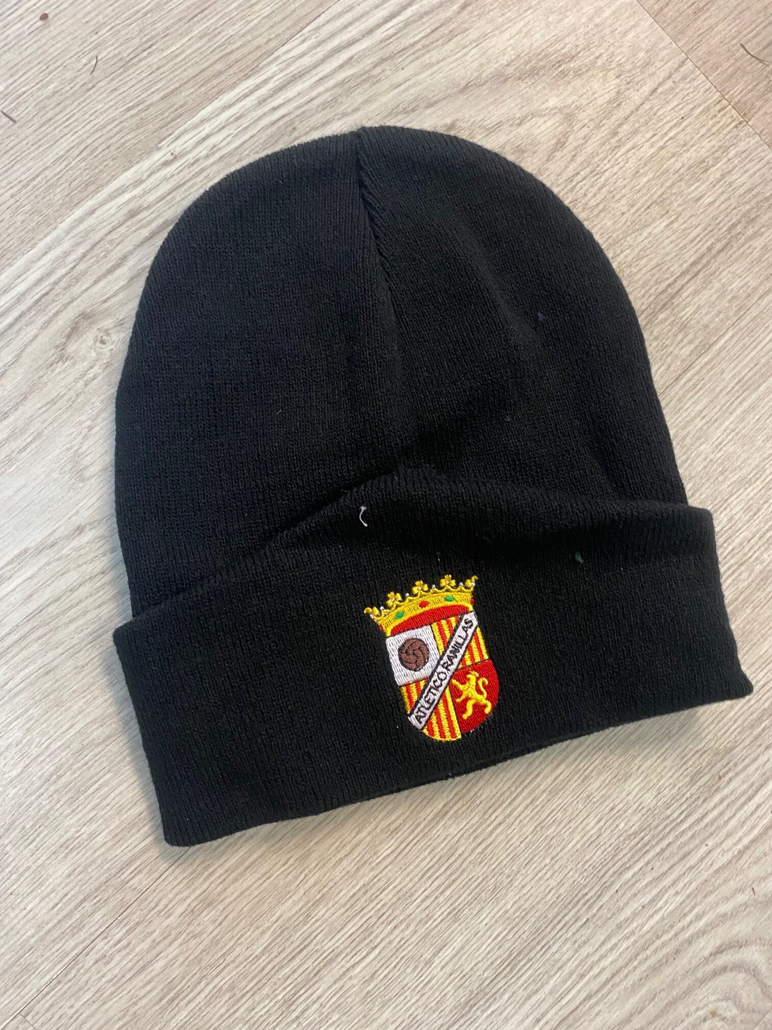GORRO ESCUDO
